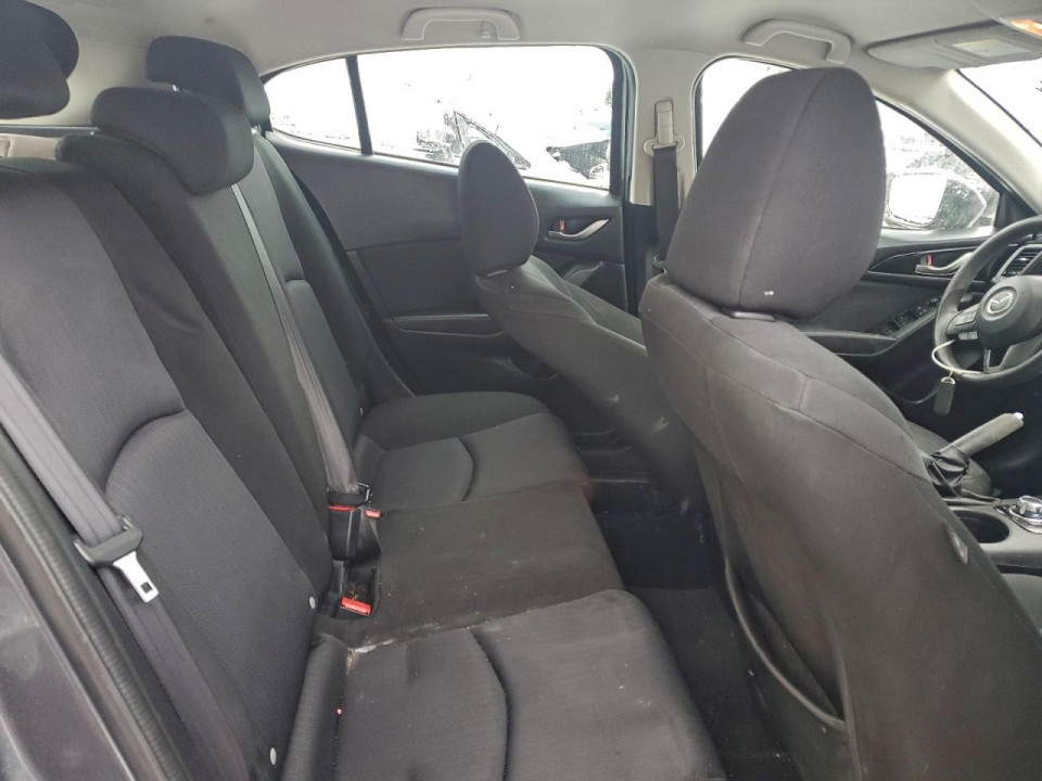 Mazda 3 2015 — Copart
