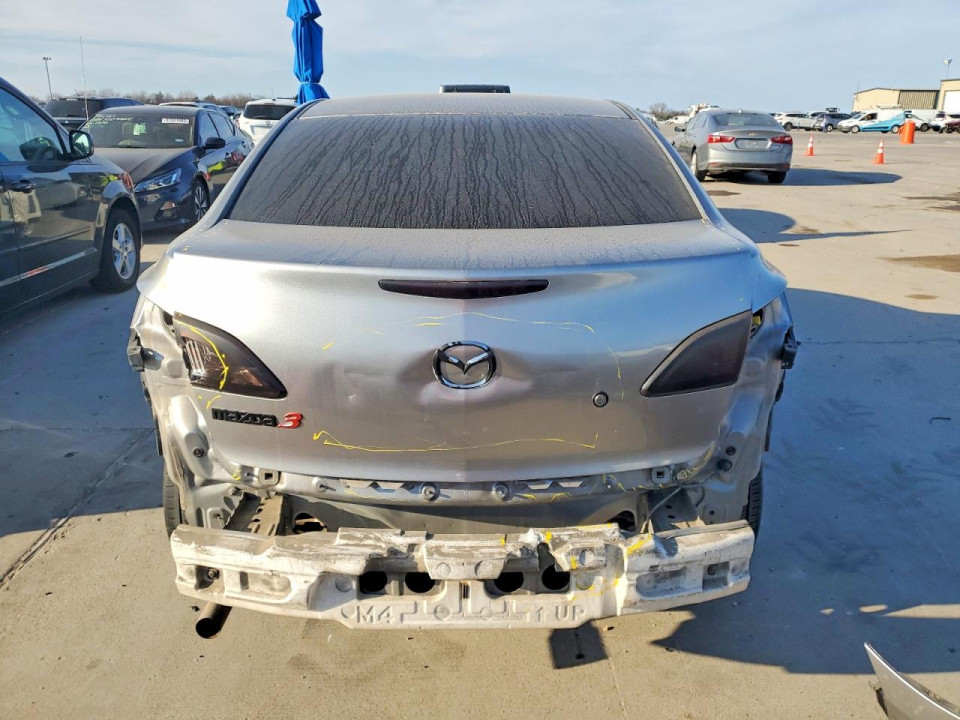 Mazda 3 2011 — Copart