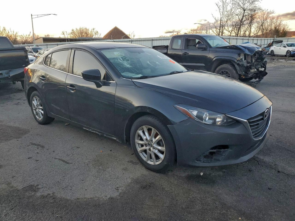 Mazda 3 2015 — Copart