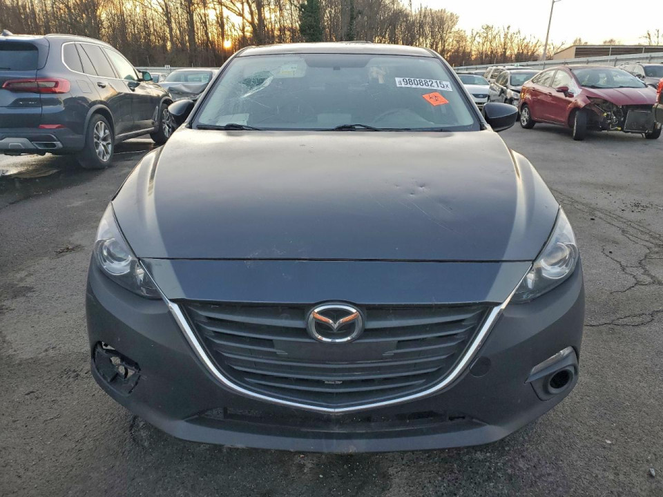 Mazda 3 2015 — Copart