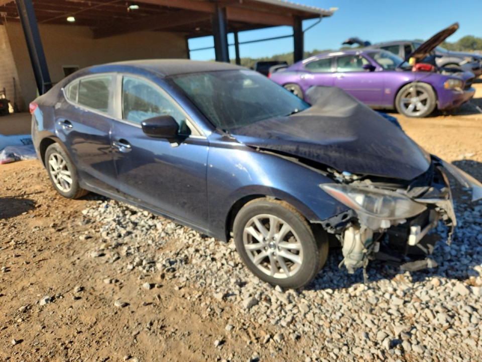 Mazda 3 2016 — Copart