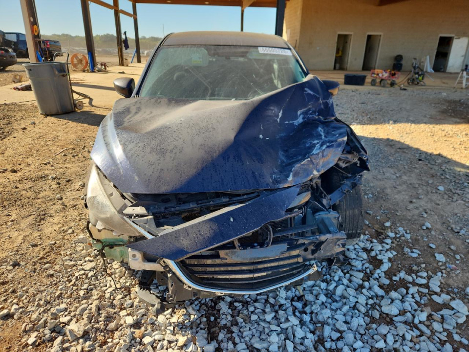 Mazda 3 2016 — Copart