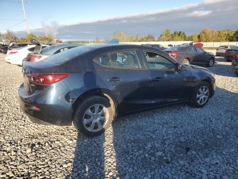 Mazda 3 2017 — Copart