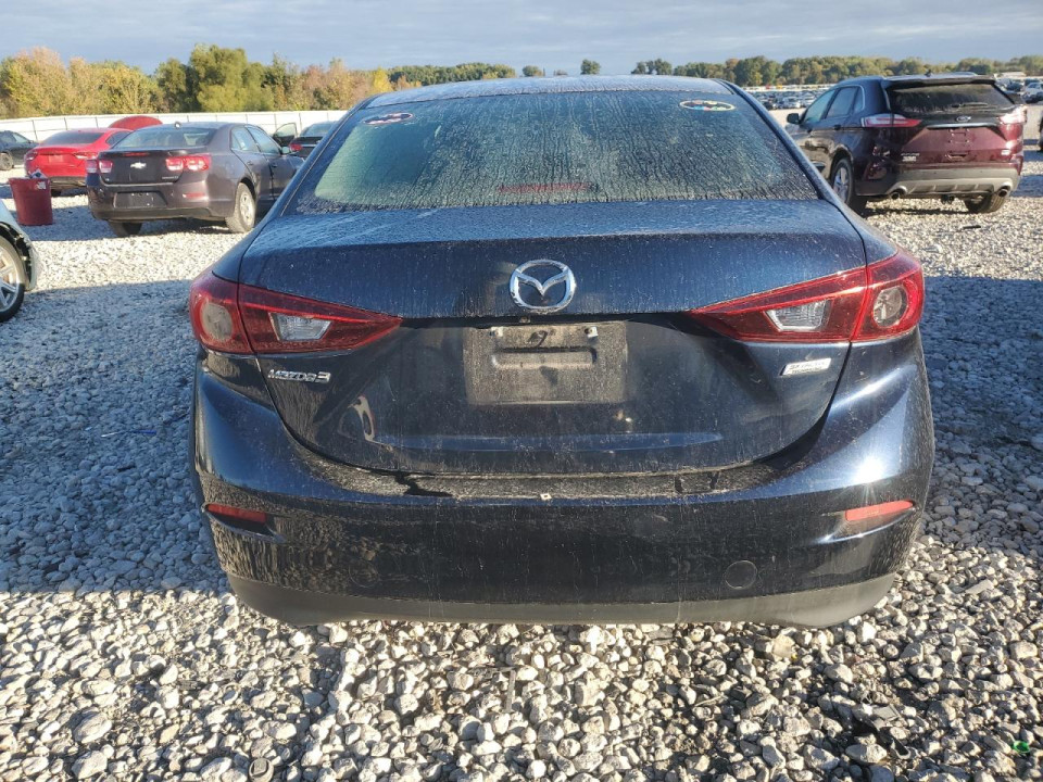 Mazda 3 2017 — Copart
