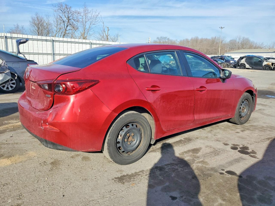 Mazda 3 2015 — Copart