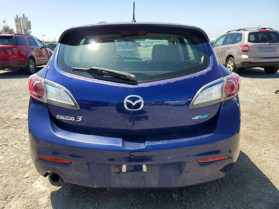 Mazda 323 2012 — Copart