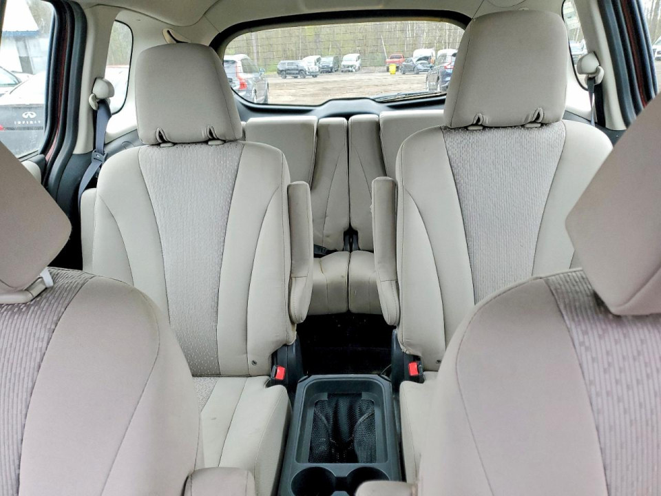 Mazda 5 2012 — Copart