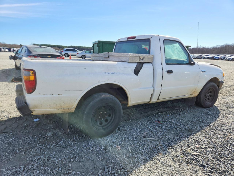 Mazda B2500 2001 — Copart