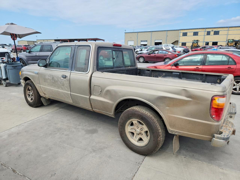 Mazda B3000 2003 — Copart