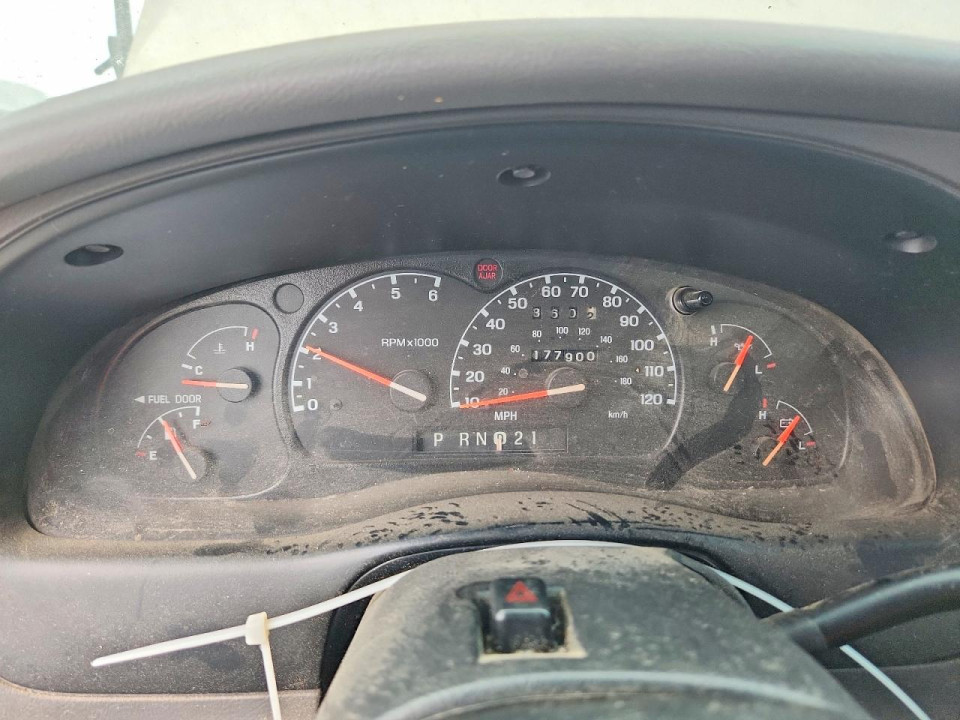 Mazda B3000 2003 — Copart