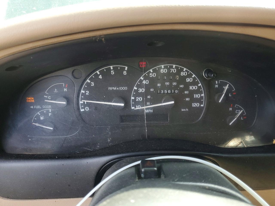 Mazda B3000 2000 — Copart