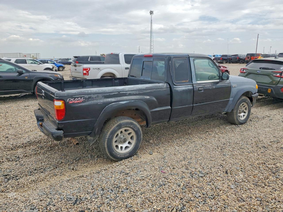 Mazda B3000 2001 — Copart