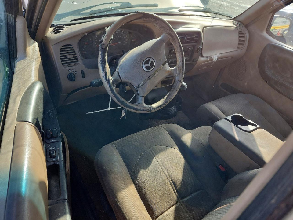 Mazda B3000 2002 — Copart
