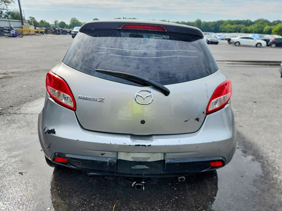 Mazda MAZDA 2 2011 — Copart