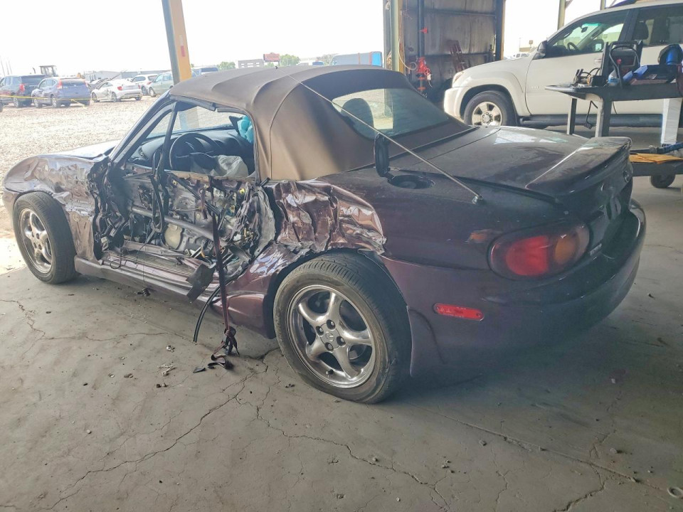 Mazda MX5 2000 — Copart