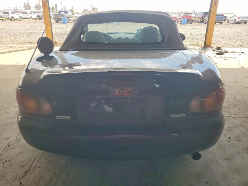 Mazda MX5 2000 — Copart