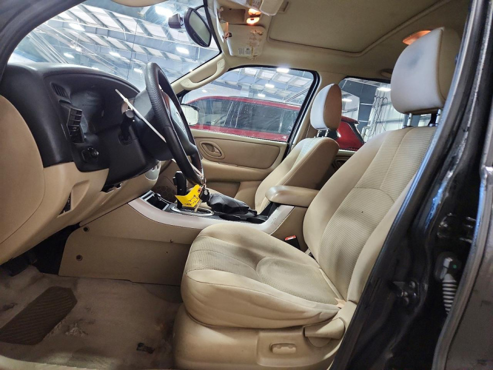 Mazda TRIBUTE 2005 — Copart