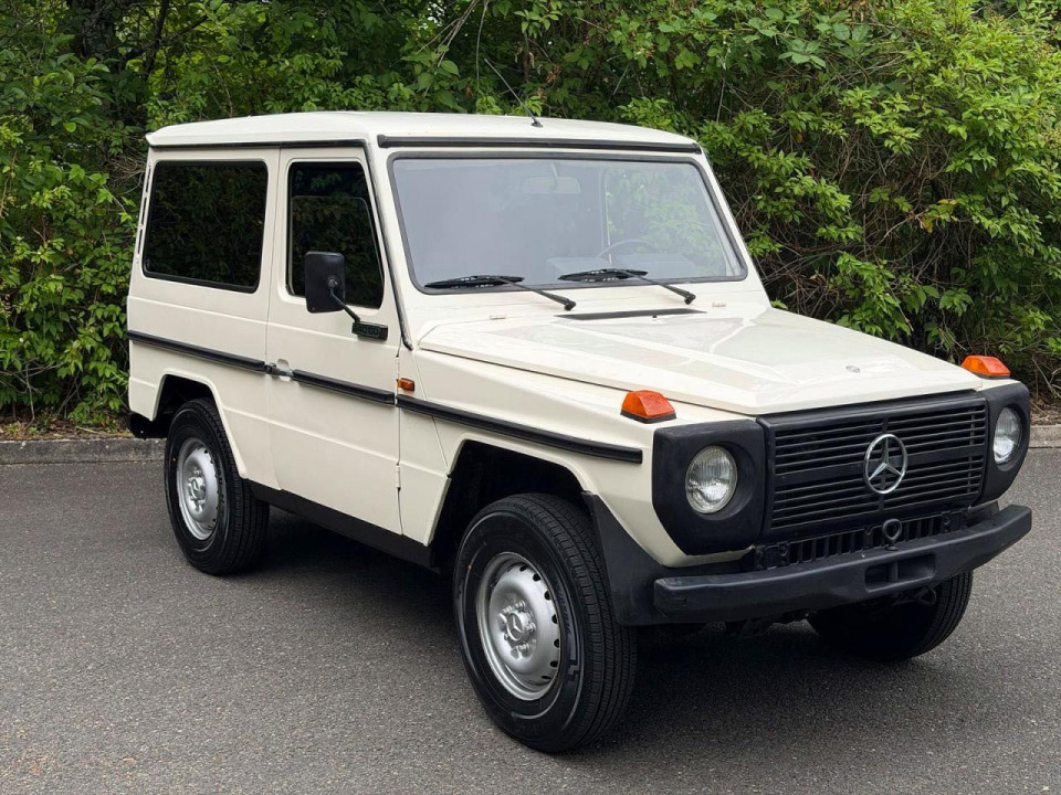 Mercedes-Benz 240-CLASS 1982 — Copart