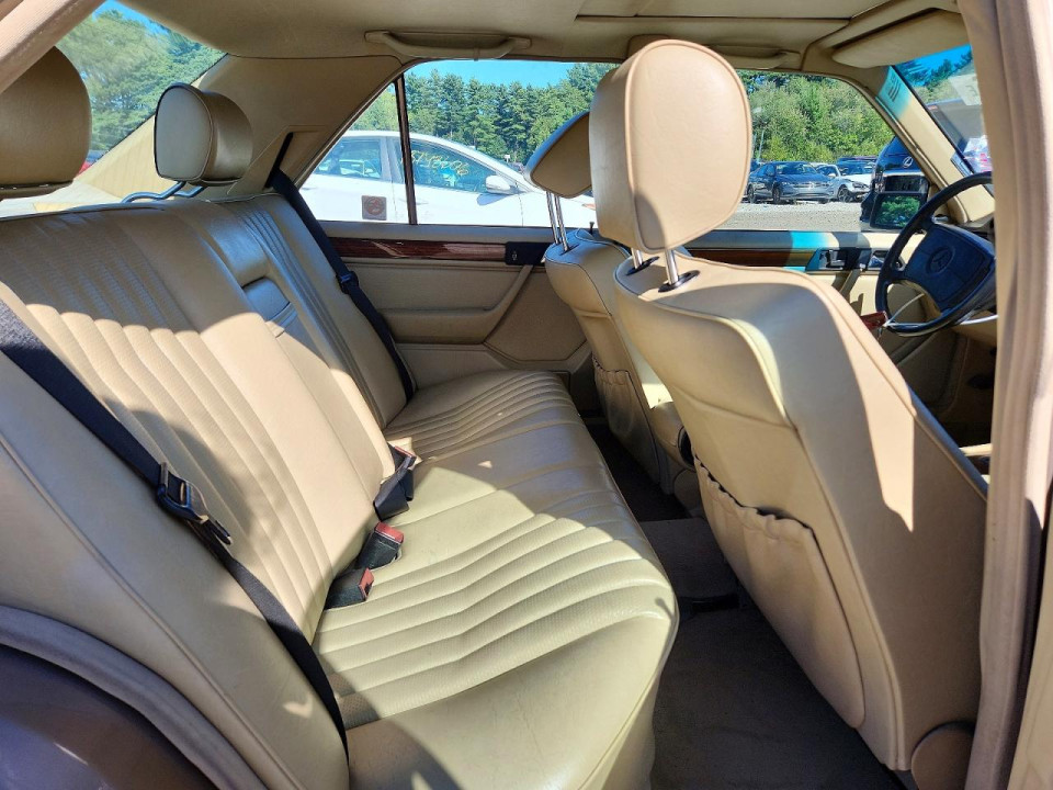 Mercedes-Benz 300-CLASS 1990 — Copart