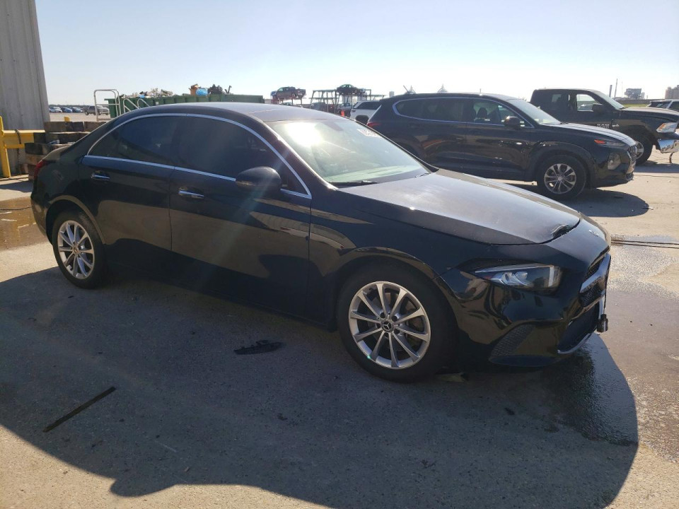Mercedes-Benz A 2021 — Copart