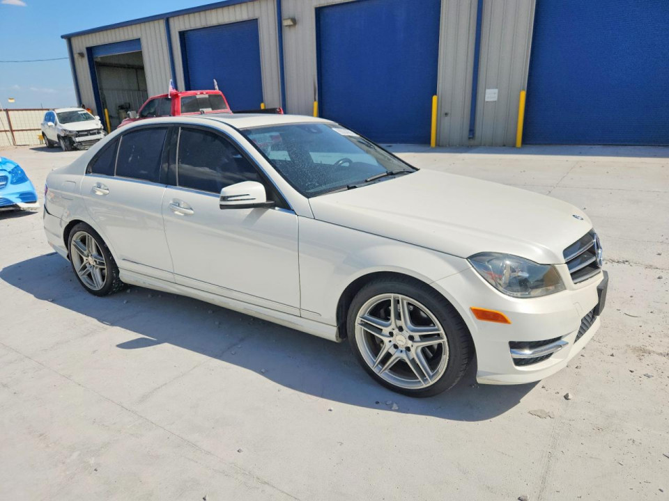 Mercedes-Benz C-CLASS 2014 — Copart