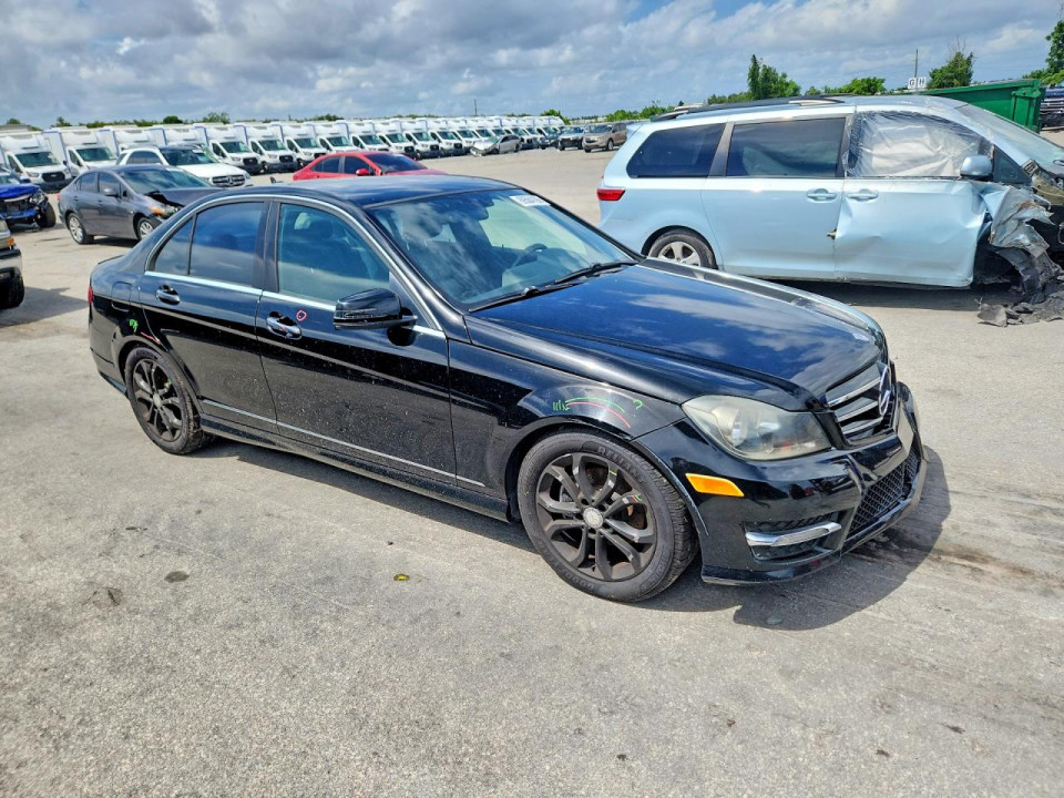Mercedes-Benz C-CLASS 2014 — Copart