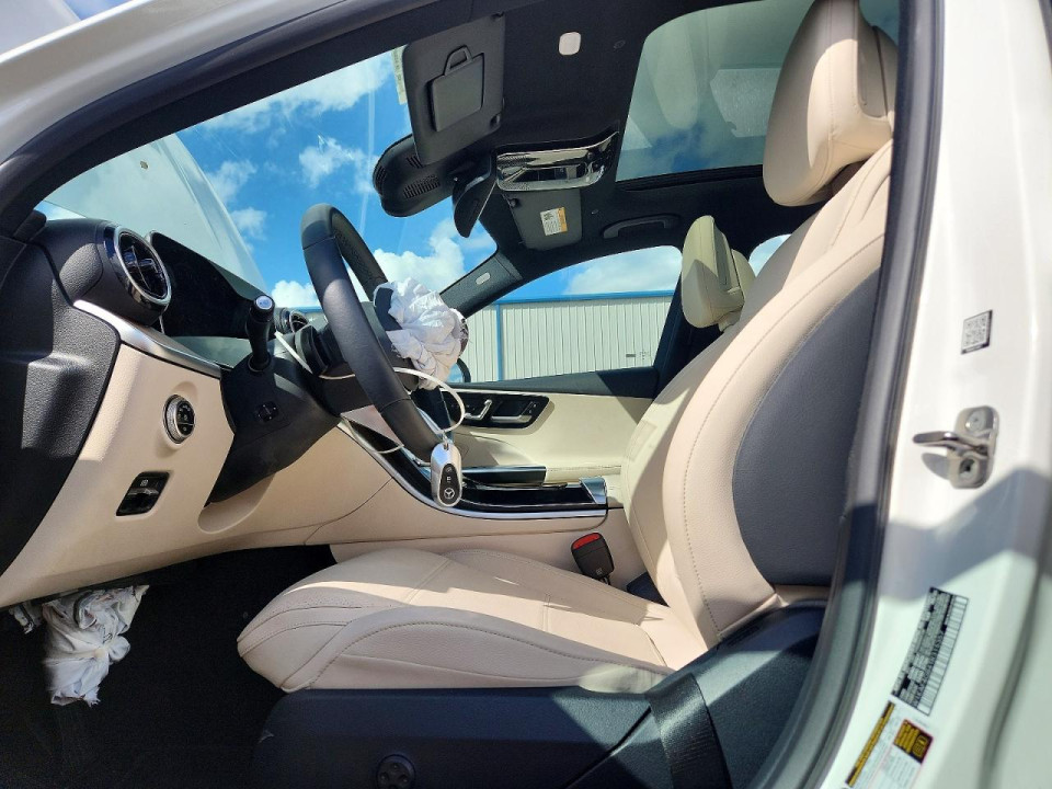 Mercedes-Benz C-CLASS 2026 — Copart