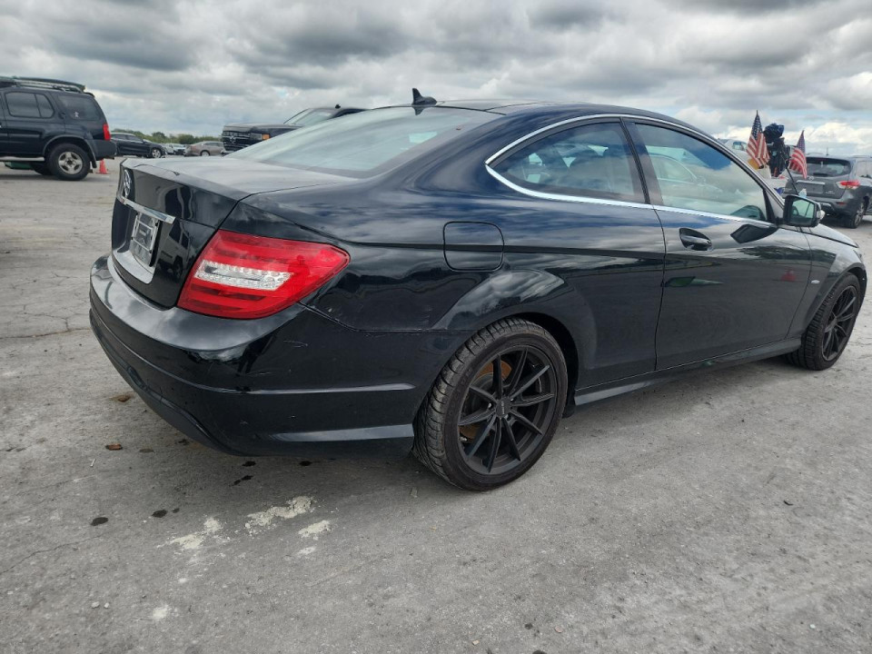 Mercedes-Benz C-CLASS 2012 — Copart