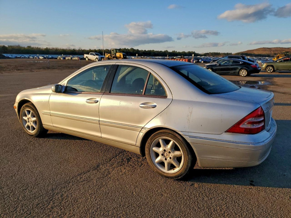 Mercedes-Benz C-CLASS 2004 — Copart