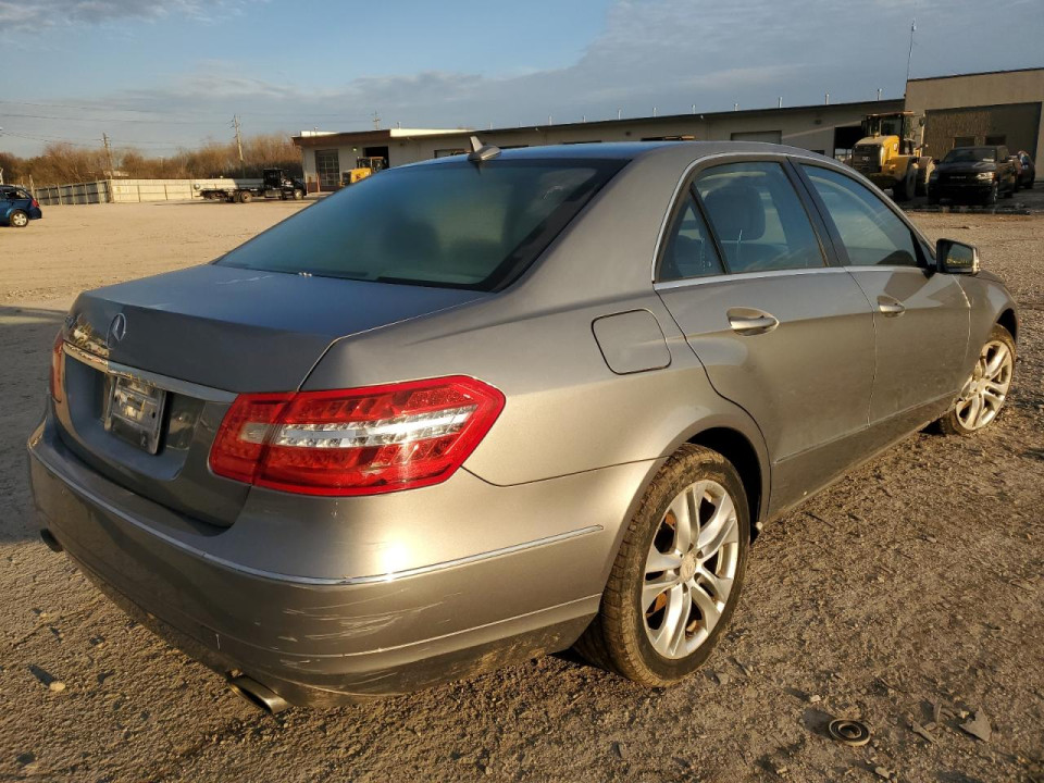 Mercedes-Benz E-CLASS 2011 — Copart