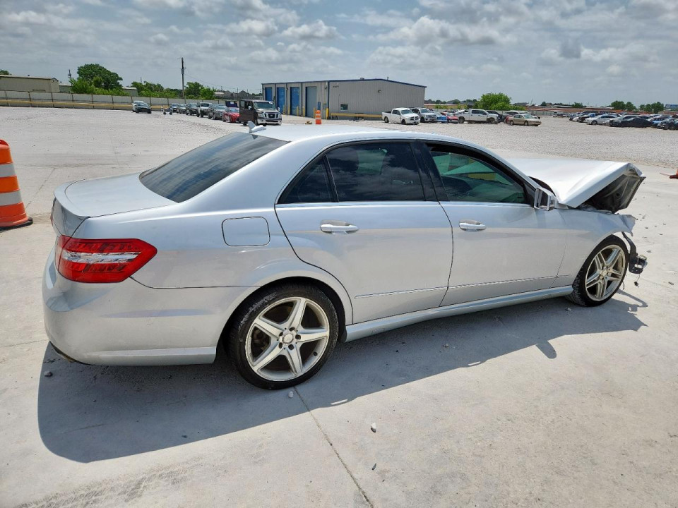 Mercedes-Benz E-CLASS 2011 — Copart
