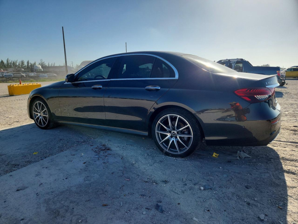 Mercedes-Benz E-CLASS 2021 — Copart