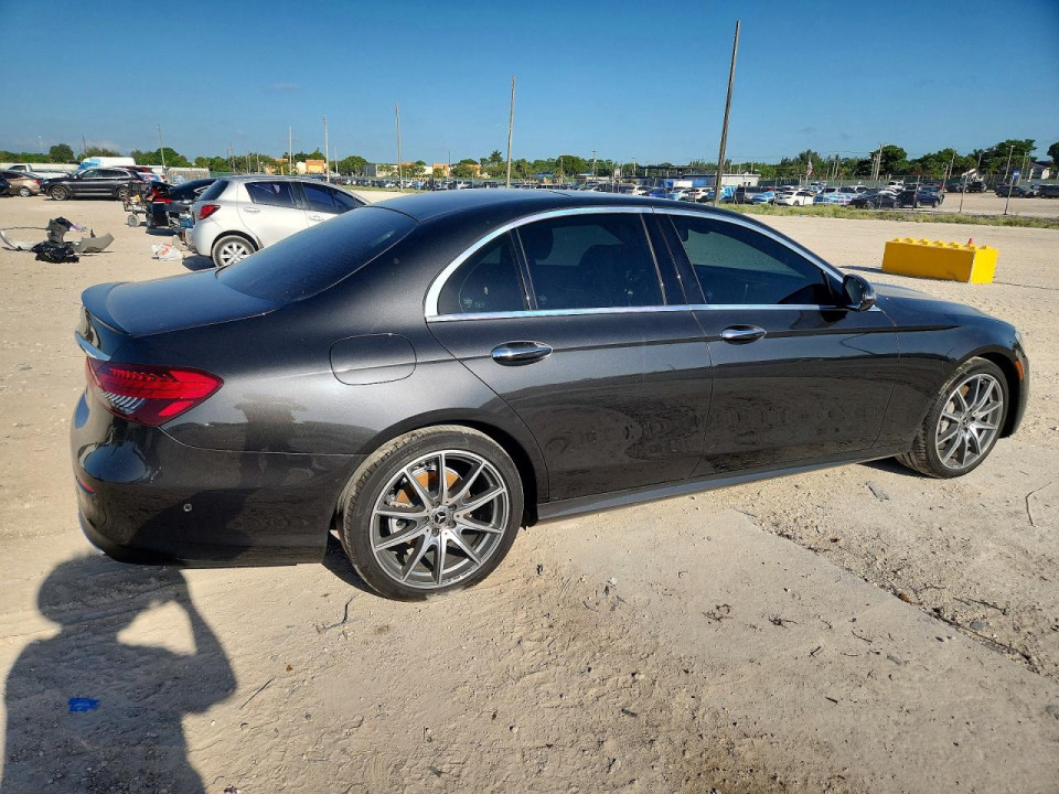 Mercedes-Benz E-CLASS 2021 — Copart