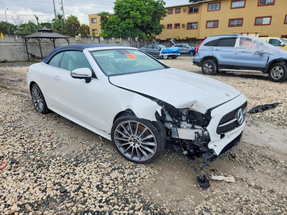 Mercedes-Benz E-CLASS 2023 — Copart