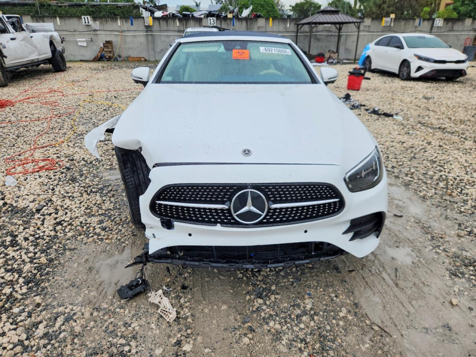 Mercedes-Benz E-CLASS 2023 — Copart