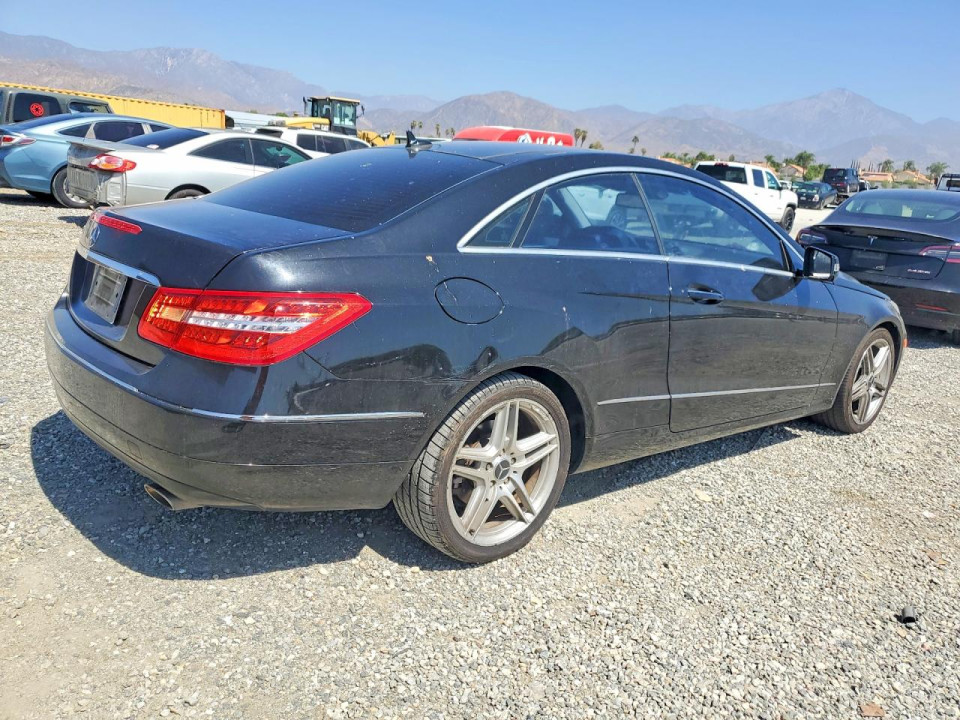 Mercedes-Benz E-CLASS 2011 — Copart