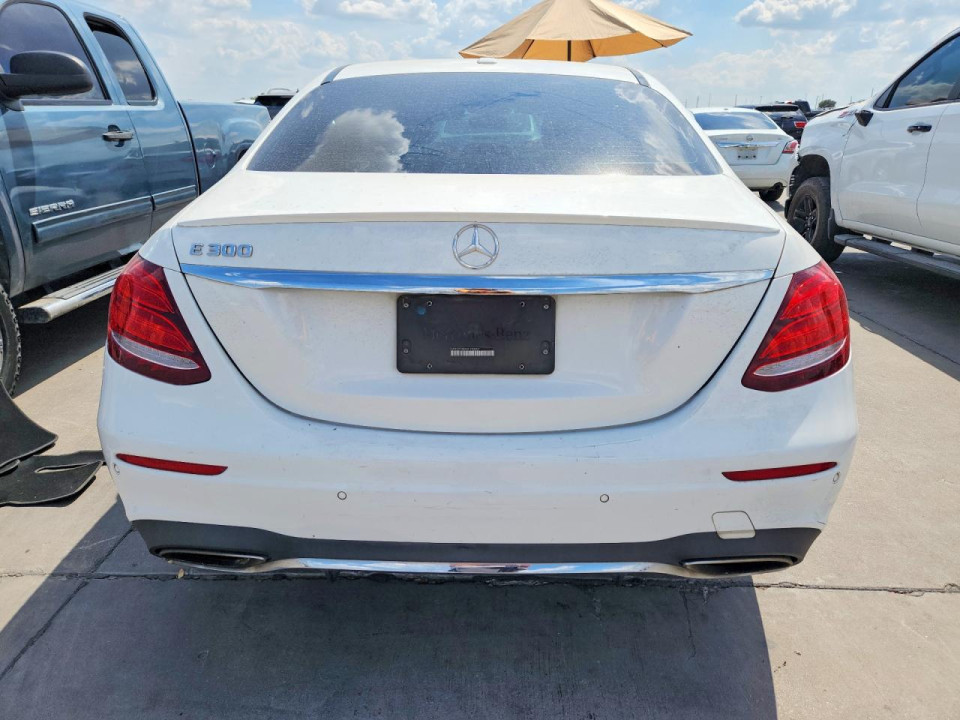Mercedes-Benz E-CLASS 2017 — Copart