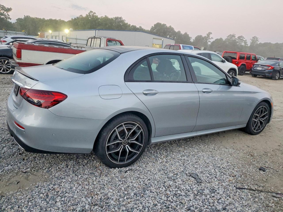Mercedes-Benz E-CLASS 2023 — Copart