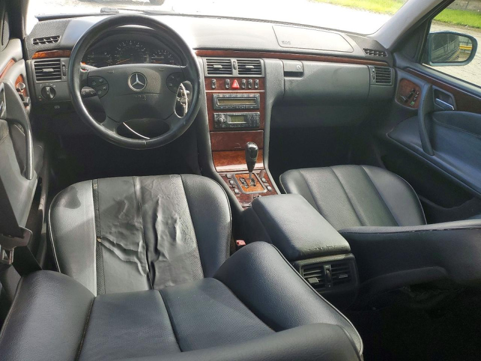 Mercedes-Benz E-CLASS 2002 — Copart