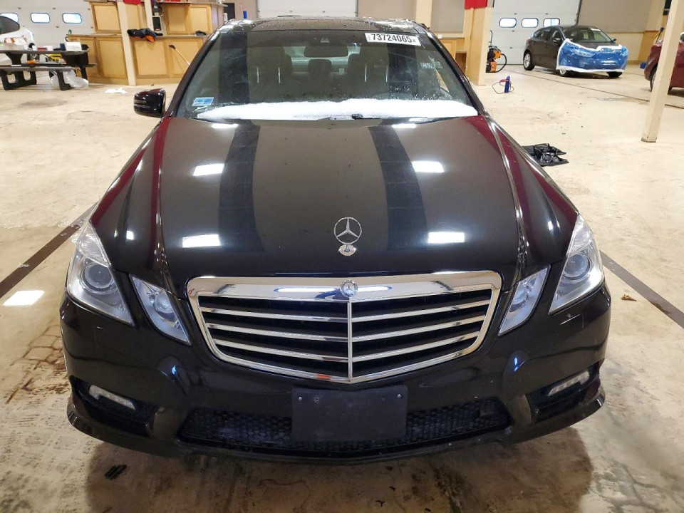 Mercedes-Benz E-CLASS 2011 — Copart