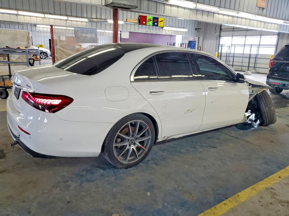 Mercedes-Benz E-CLASS 2021 — Copart