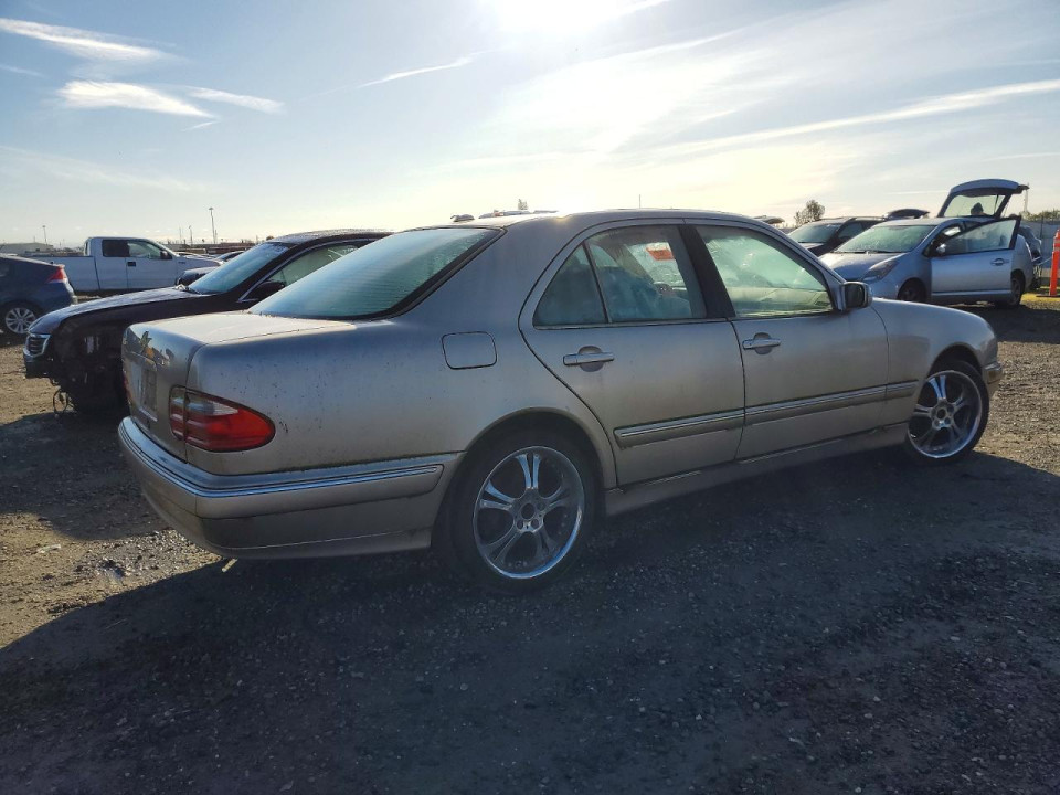 Mercedes-Benz E-CLASS 2002 — Copart