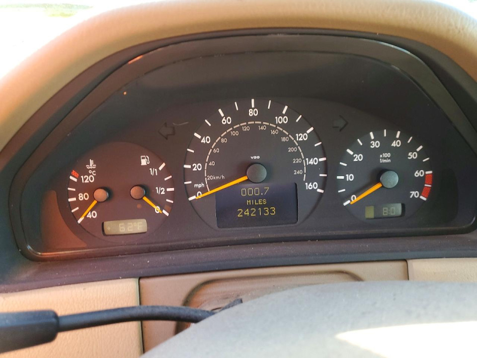 Mercedes-Benz E-CLASS 2002 — Copart