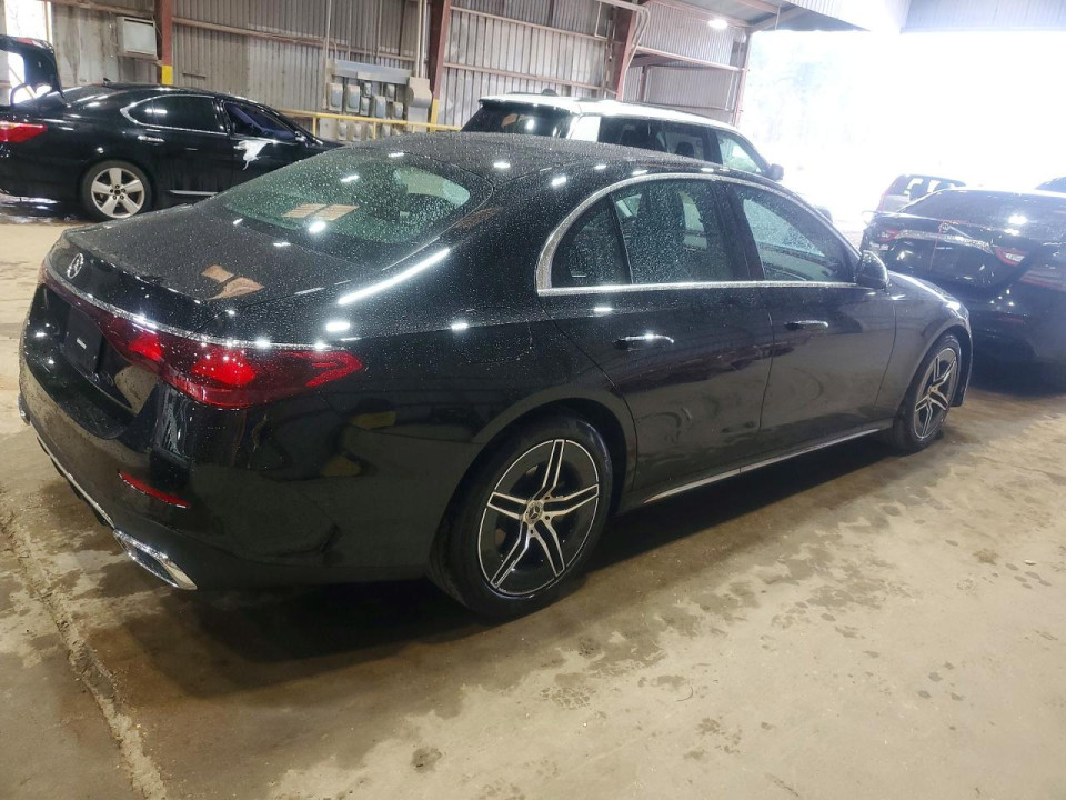 Mercedes-Benz E-CLASS 2026 — Copart