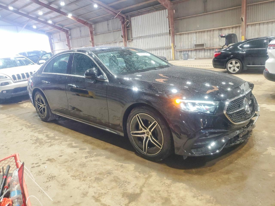 Mercedes-Benz E-CLASS 2026 — Copart