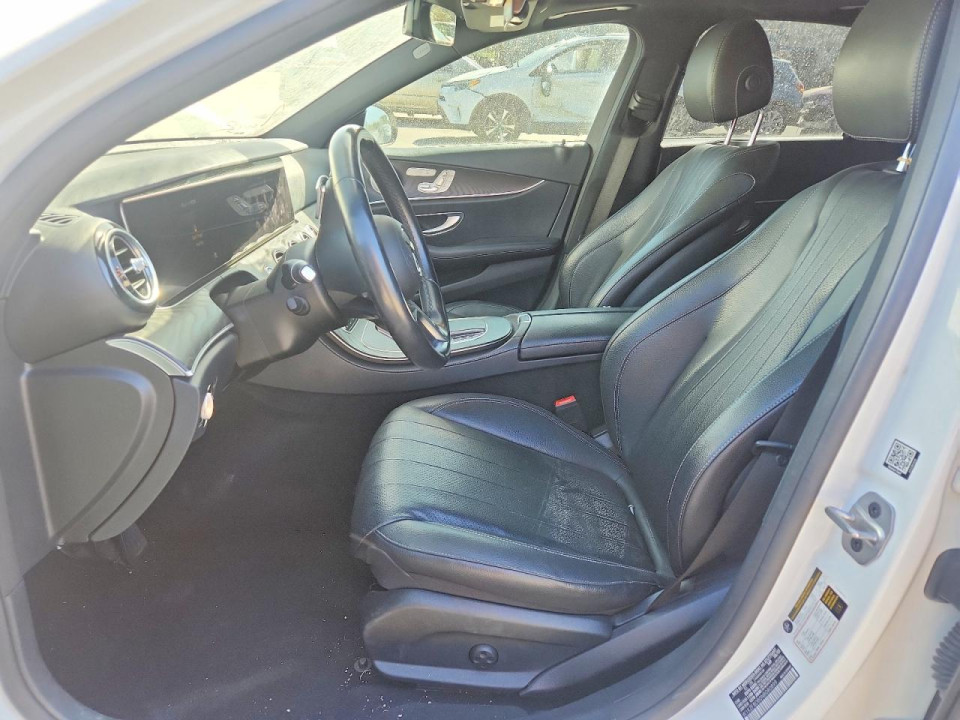 Mercedes-Benz E-CLASS 2022 — Copart