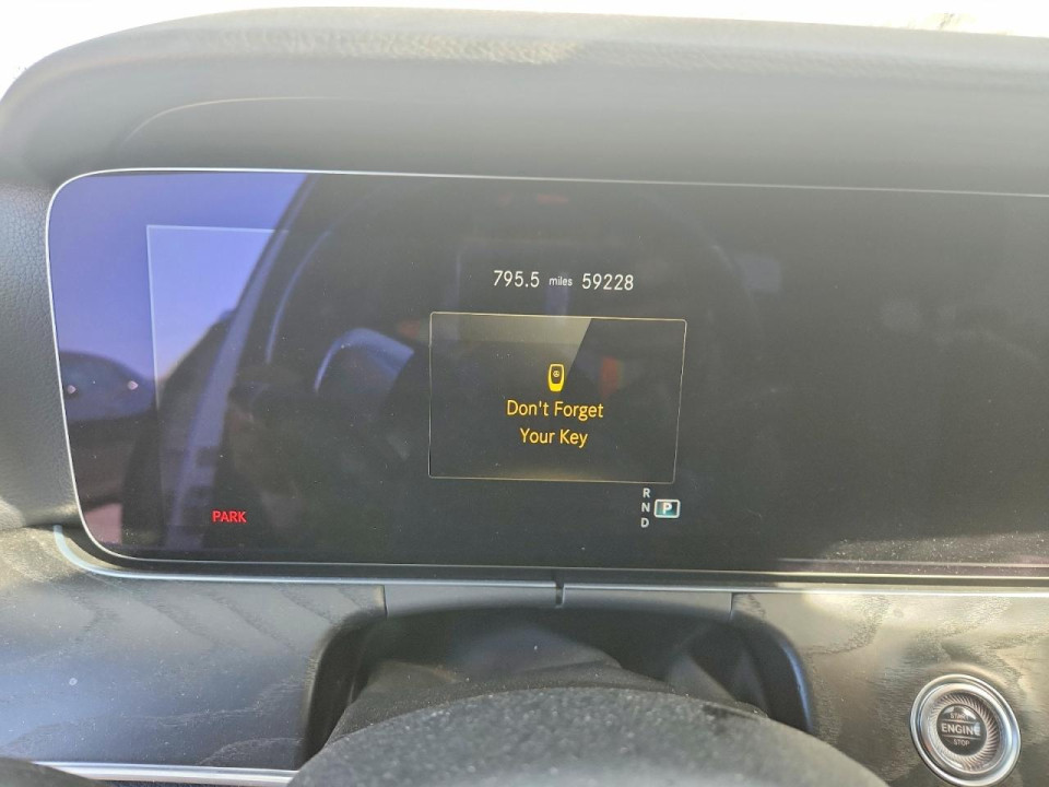 Mercedes-Benz E-CLASS 2022 — Copart