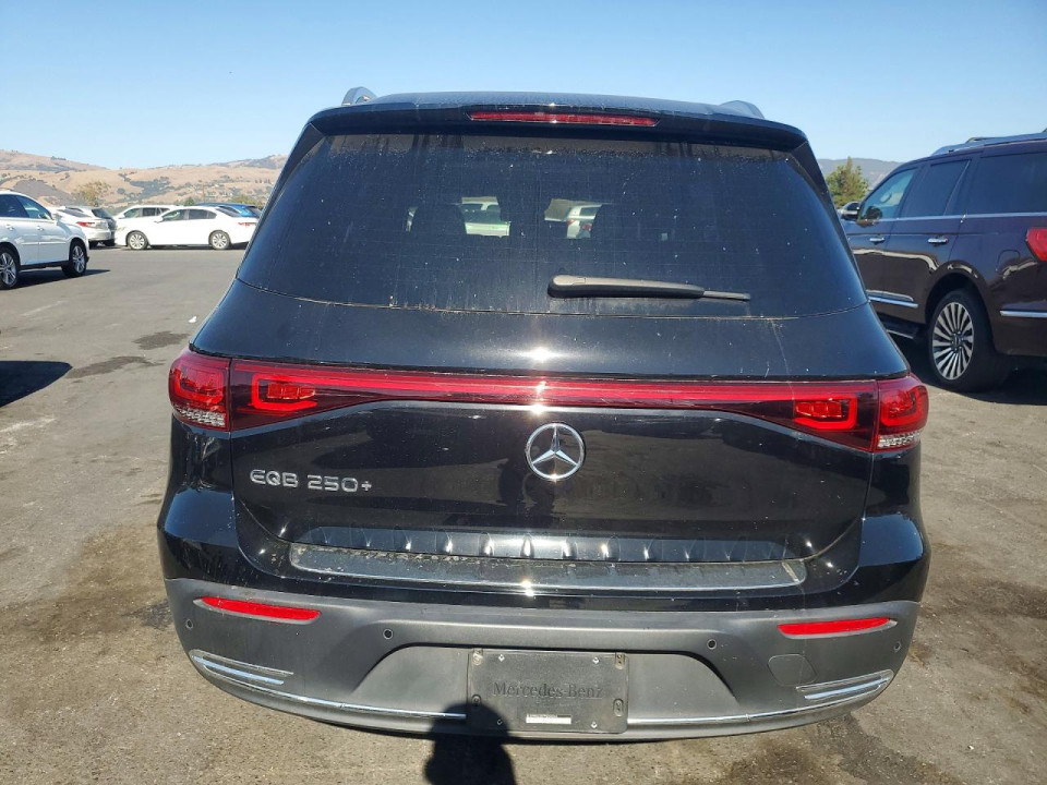 Mercedes-Benz EQB 250+ 2023 — Copart