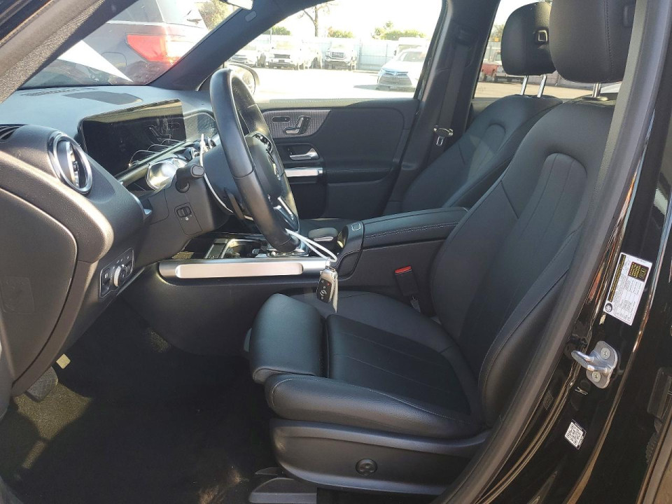 Mercedes-Benz EQB 250+ 2023 — Copart