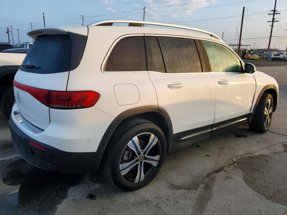 Mercedes-Benz EQB 250+ 2023 — Copart